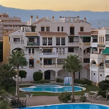 Apartamento Roquetas